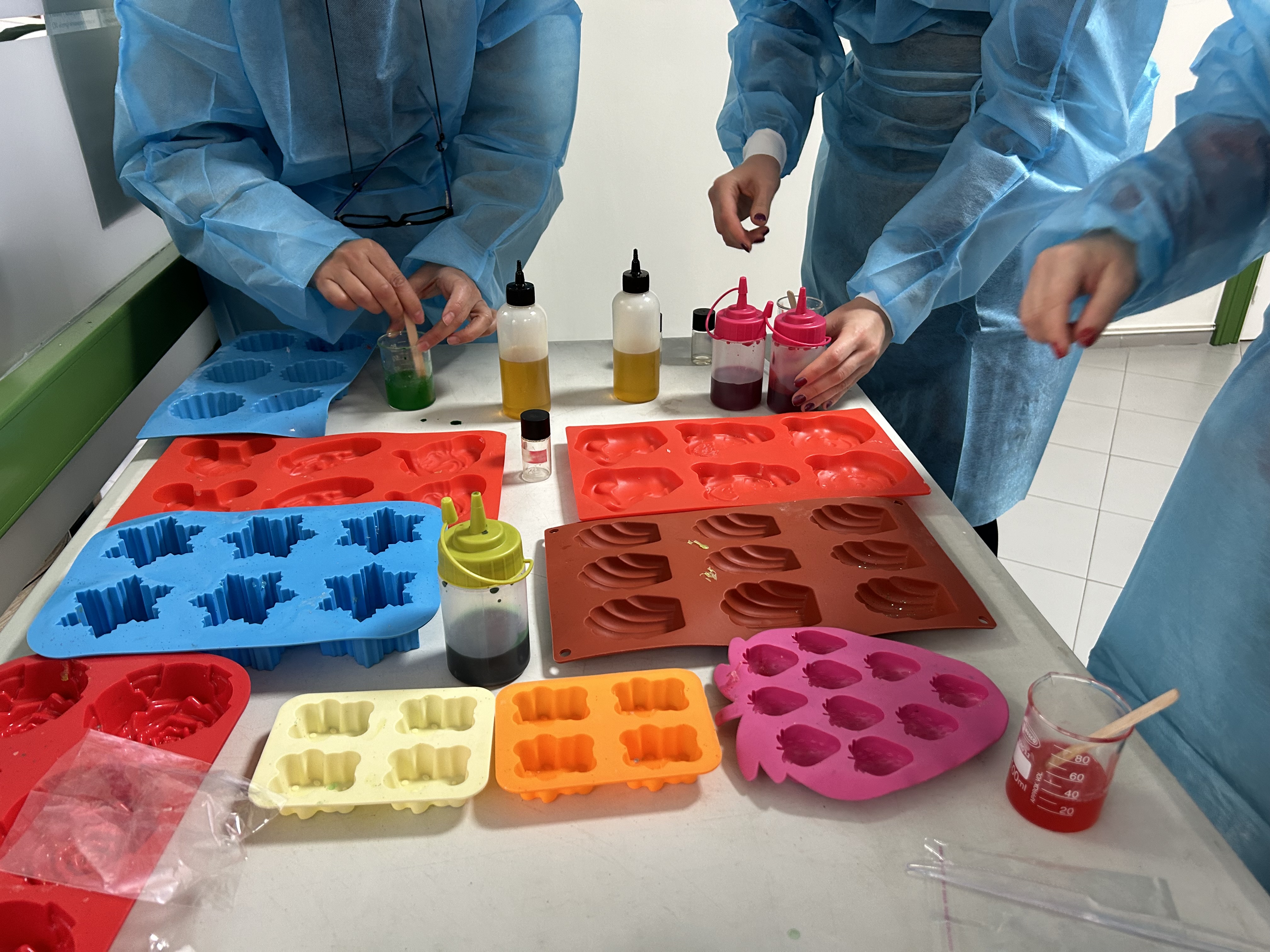 Taller de Cosmética Natural: Crea tu propio producto de AOVE