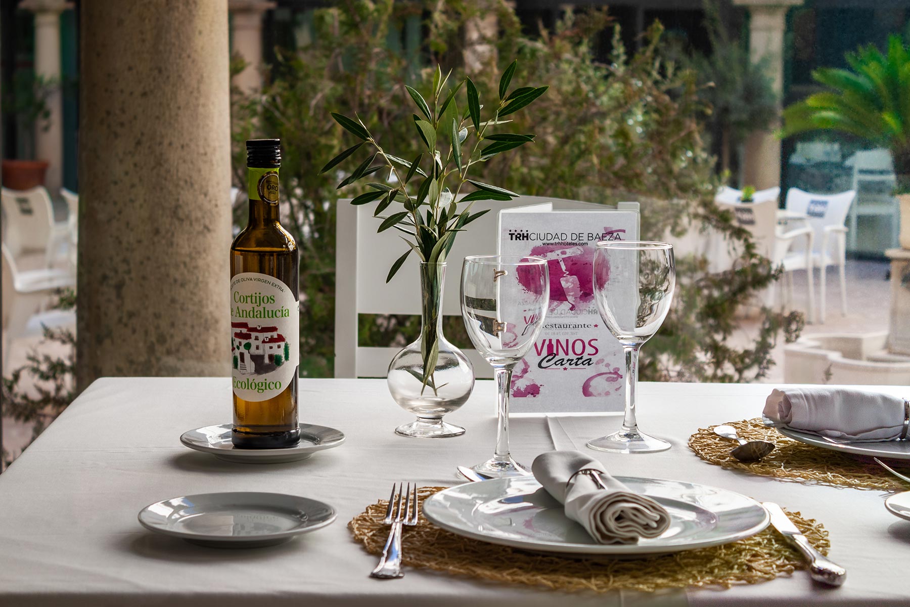 Aceite, Historia y Familia: Vive el Oleoturismo desde TRH Baeza